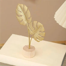 Elegant Metal Tree Leaf Wall Art – Stylish Home Decor