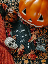 Nomnu Coffin Letter Board – 17
